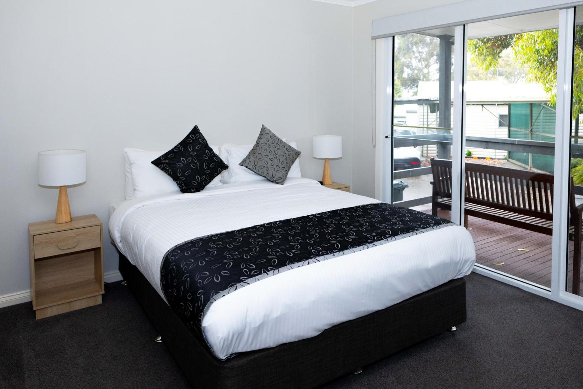 Airport Tourist Village Melbourne City Zimmer foto